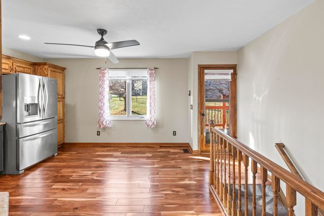 310 W FERNDALE Drive, Council Bluffs, IA 51503