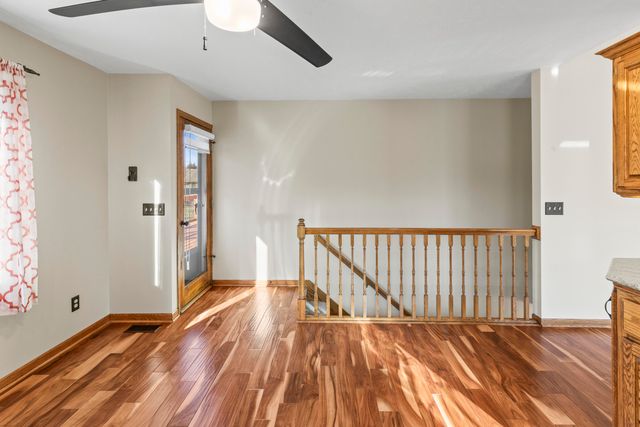 310 W FERNDALE Drive, Council Bluffs, IA 51503