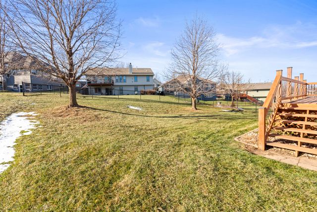 310 W FERNDALE Drive, Council Bluffs, IA 51503