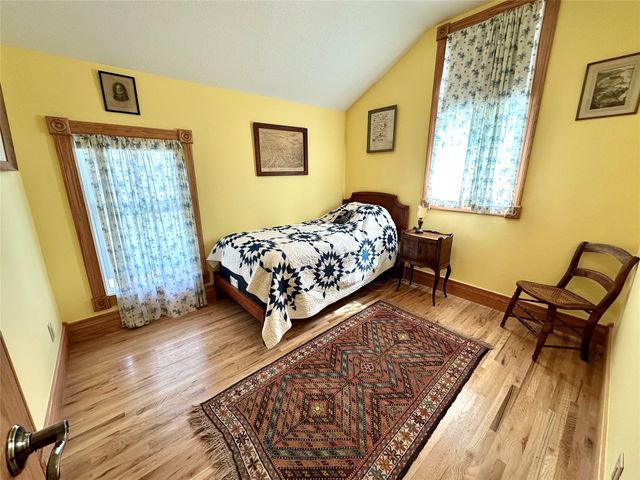 1316 4th Avenue, Grinnell, IA 50112