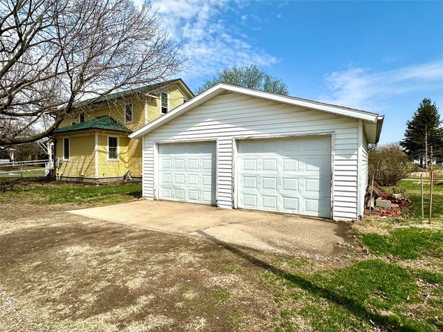 1316 4th Avenue, Grinnell, IA 50112
