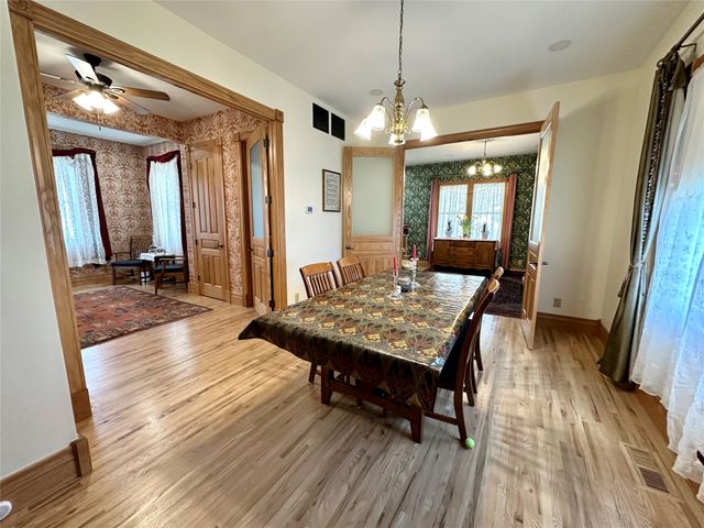 1316 4th Avenue, Grinnell, IA 50112