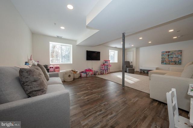 1419 S POTTSTOWN PIKE, West Chester, PA 19380