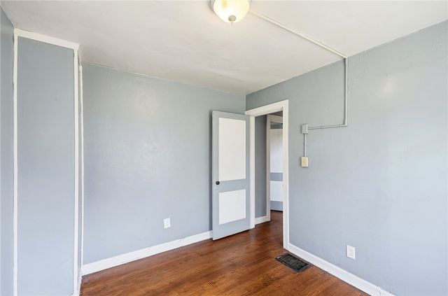945 Vernon Drive, Dayton, OH 45402