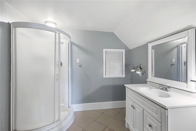 945 Vernon Drive, Dayton, OH 45402