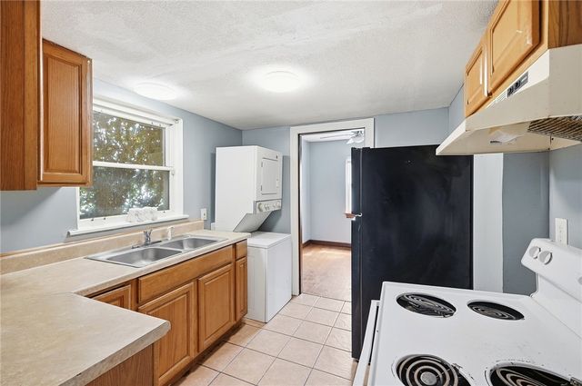 945 Vernon Drive, Dayton, OH 45402
