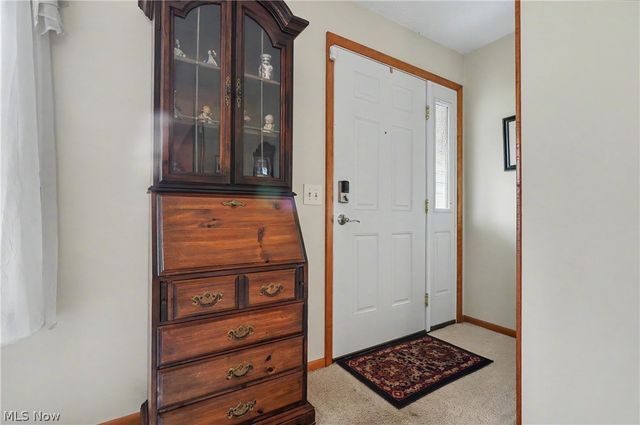 1210 Janet Avenue NW, North Canton, OH 44720
