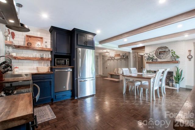 351 Eastwood Drive, Lincolnton, NC 28092