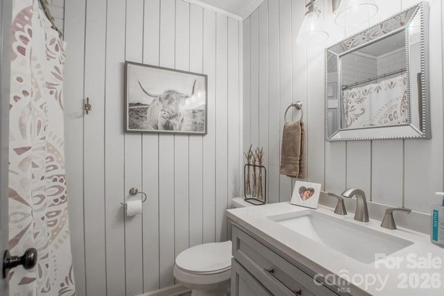 351 Eastwood Drive, Lincolnton, NC 28092