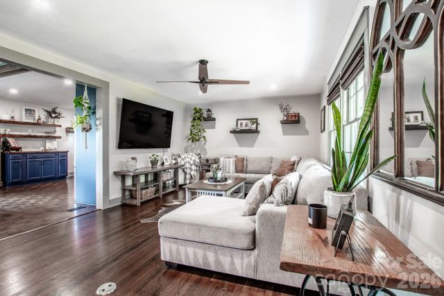 351 Eastwood Drive, Lincolnton, NC 28092