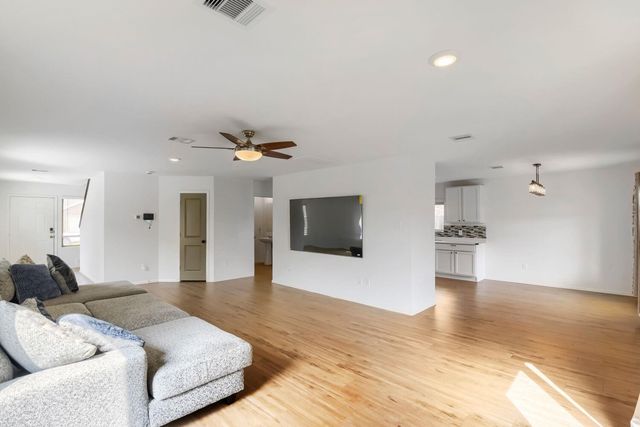 26819 Paloma Blanca Drive, Katy, TX 77493