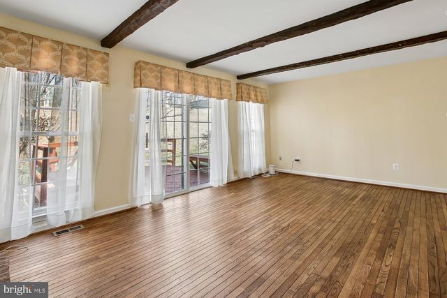 6604 TINA LN, Mclean, VA 22101