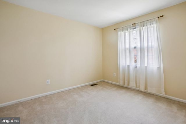 6604 TINA LN, Mclean, VA 22101