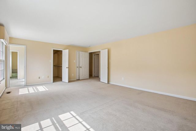 6604 TINA LN, Mclean, VA 22101