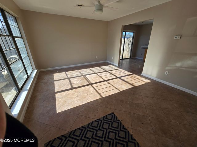 121 Governors Road, Lakewood, NJ 08701