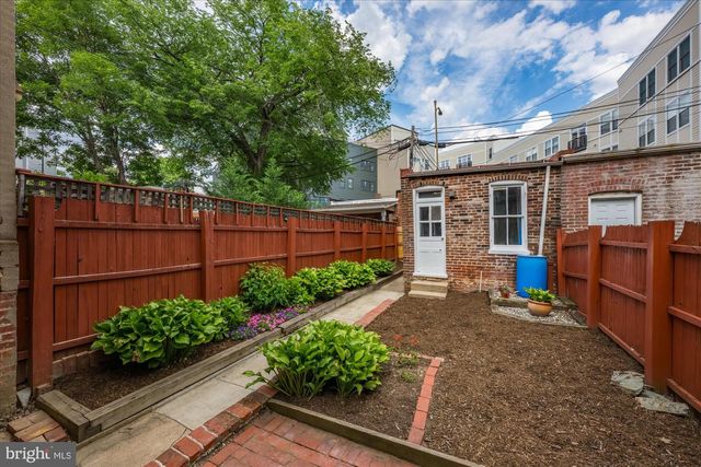 732 13TH ST SE, Washington, DC 20003