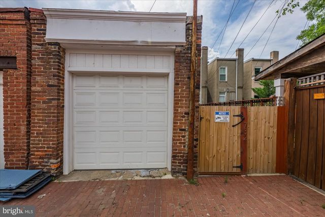 732 13TH ST SE, Washington, DC 20003