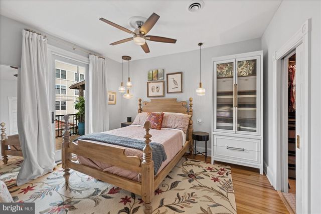 732 13TH ST SE, Washington, DC 20003