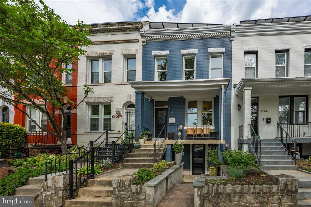 732 13TH ST SE, Washington, DC 20003