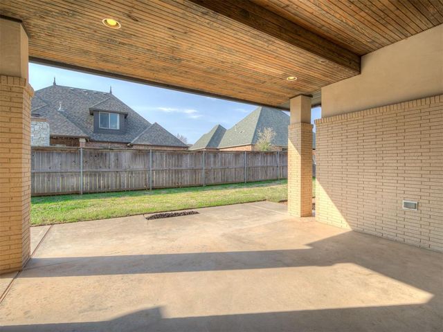 7600 NW 135th Street, Oklahoma City, OK 73142