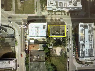 30 NE 14 St, Miami, FL 33132
