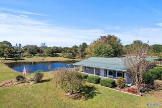 7566 Section Line Road, Albertville, AL 35950