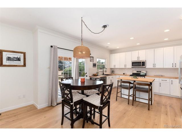 9672 Silverberry Cir, Littleton, CO 80129