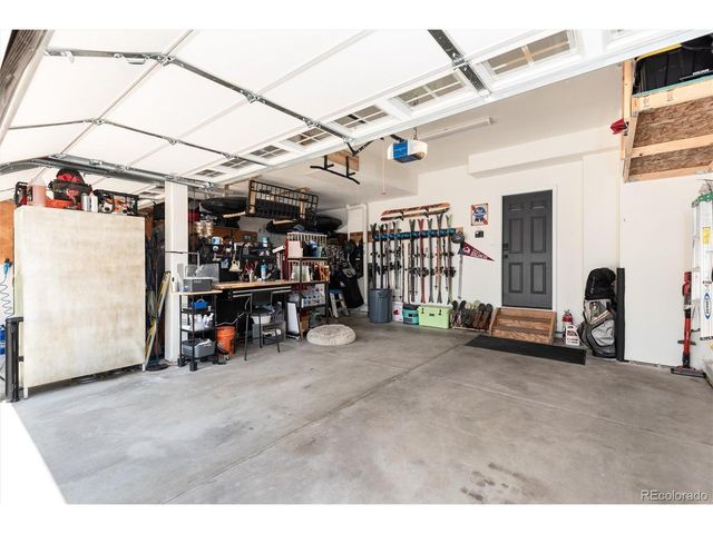 9672 Silverberry Cir, Littleton, CO 80129