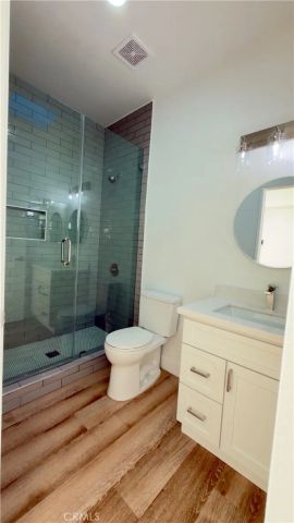 1026 N Croft 101, Los Angeles, CA 90069