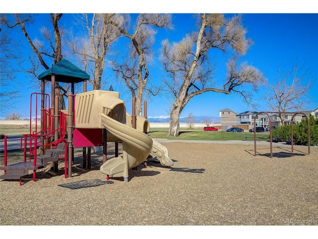 3512 Streamwood Dr, Johnstown, CO 80534