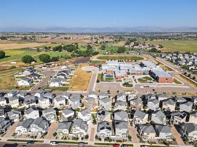 3512 Streamwood Dr, Johnstown, CO 80534