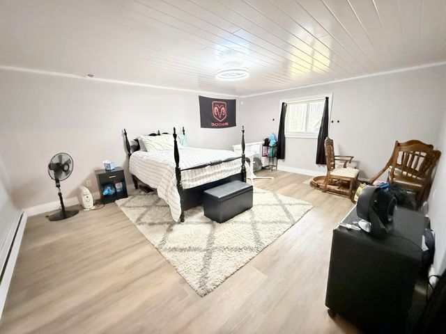 59 Winding Brook Road, Peru, NY 12972