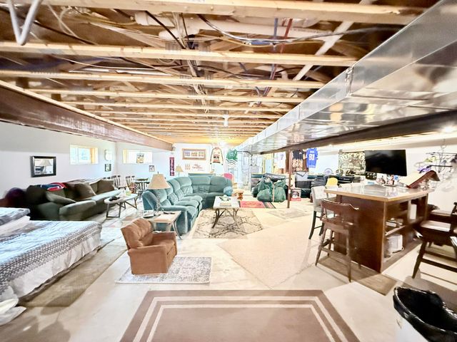 59 Winding Brook Road, Peru, NY 12972