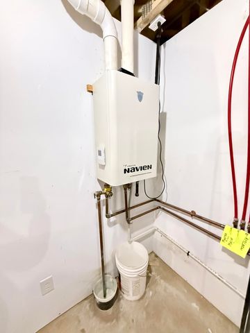 59 Winding Brook Road, Peru, NY 12972