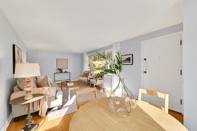 2751 N 88th STREET, Milwaukee, WI 53222