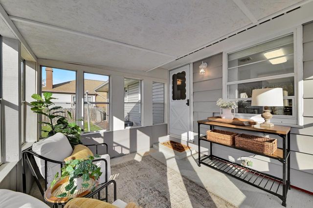 2751 N 88th STREET, Milwaukee, WI 53222