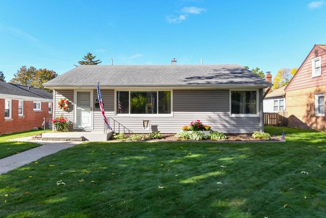 2751 N 88th STREET, Milwaukee, WI 53222