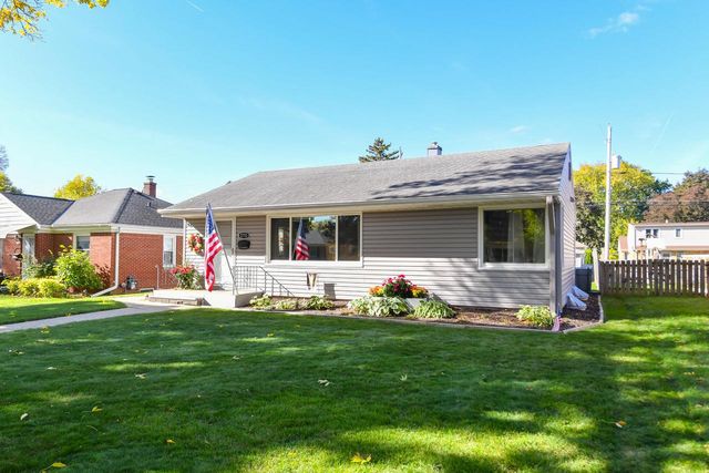 2751 N 88th STREET, Milwaukee, WI 53222