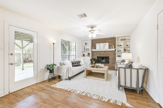 5011 Shady Maple Drive, Kingwood, TX 77339