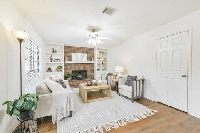 5011 Shady Maple Drive, Kingwood, TX 77339