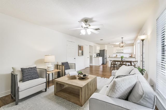 5011 Shady Maple Drive, Kingwood, TX 77339