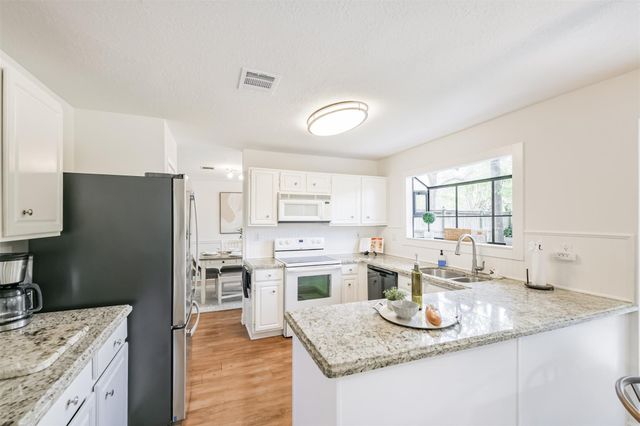 5011 Shady Maple Drive, Kingwood, TX 77339