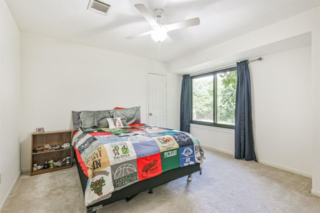 5011 Shady Maple Drive, Kingwood, TX 77339