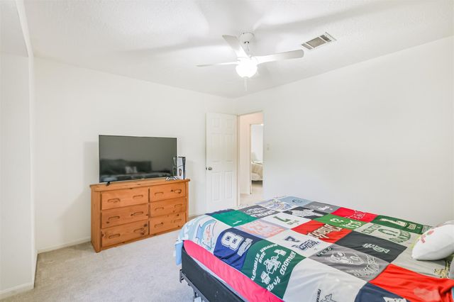 5011 Shady Maple Drive, Kingwood, TX 77339