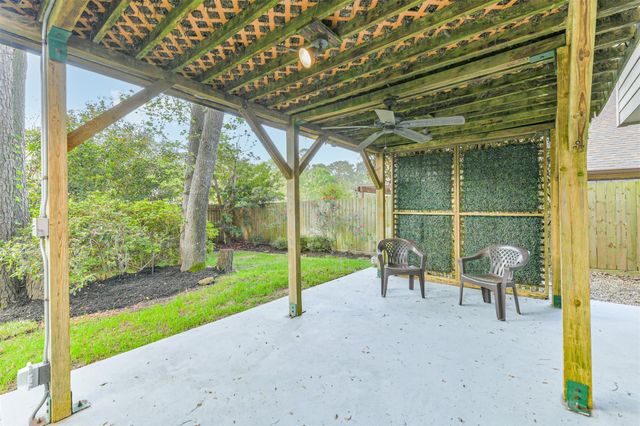 5011 Shady Maple Drive, Kingwood, TX 77339