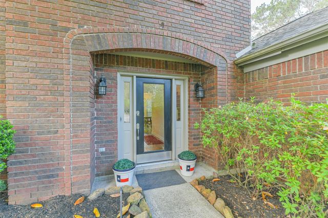 5011 Shady Maple Drive, Kingwood, TX 77339