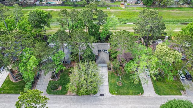 5011 Shady Maple Drive, Kingwood, TX 77339