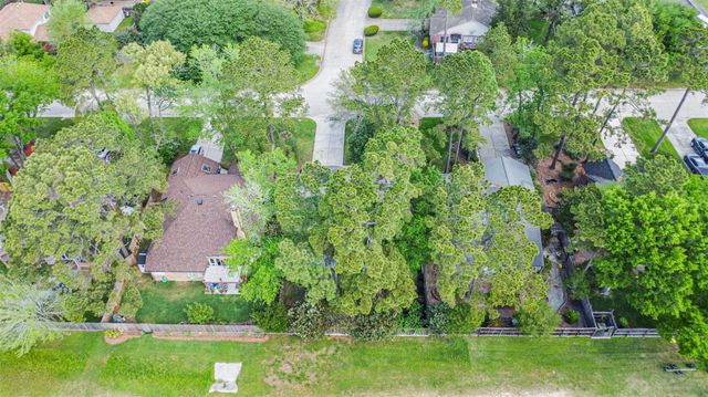 5011 Shady Maple Drive, Kingwood, TX 77339