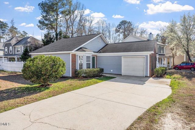 5212 Marthonna Way, Raleigh, NC 27616