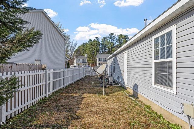 5212 Marthonna Way, Raleigh, NC 27616